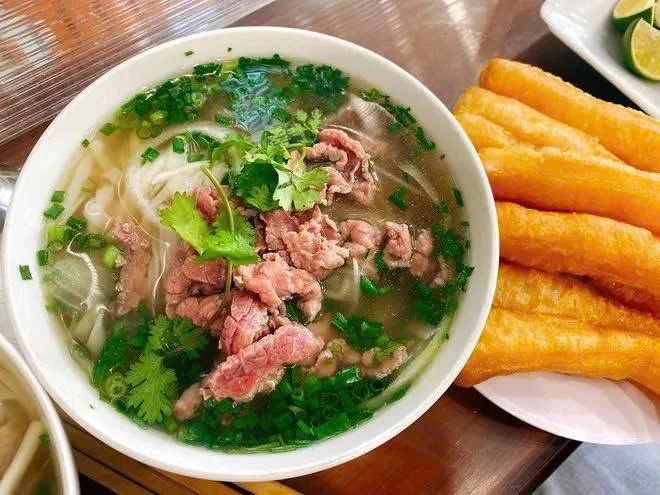 Phở Tú