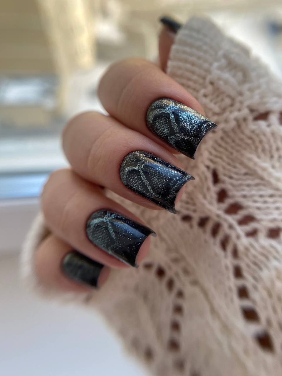 Мастер маникюра