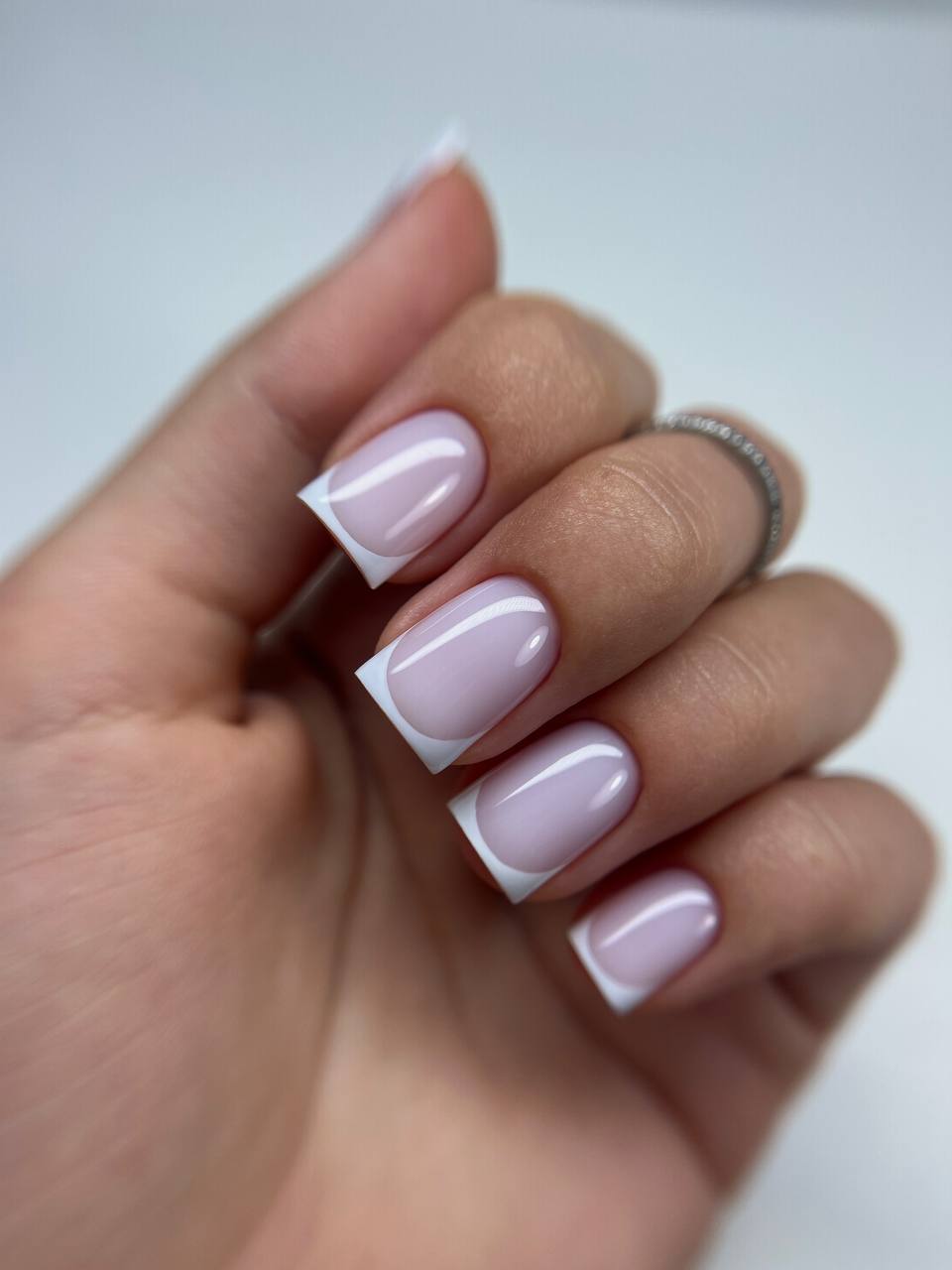 ledy_nails