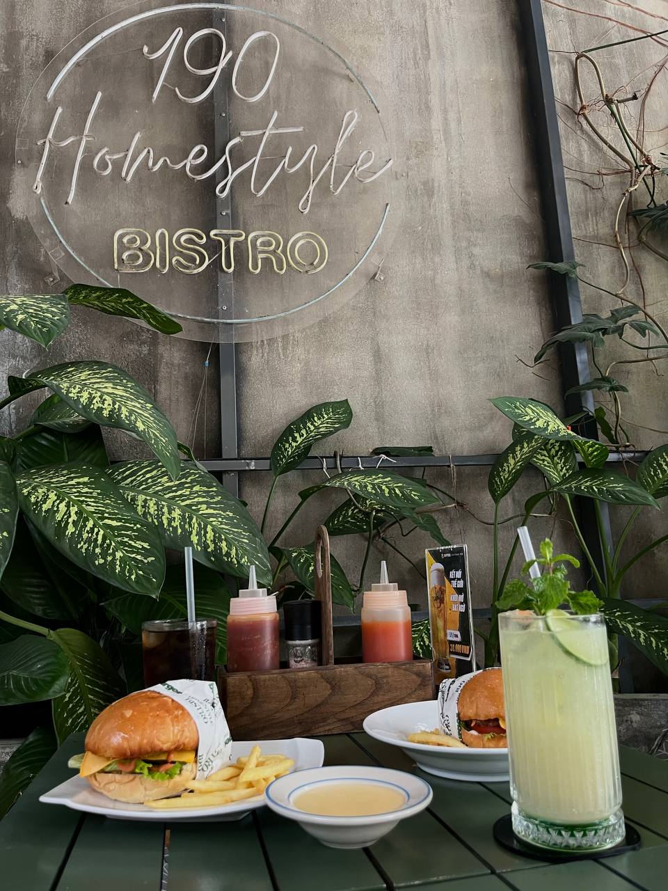 190 Homestyle Bistro
